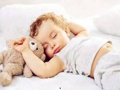 成人会有尿床小孩吗视频,成人尿床现象，关注儿童成长中的隐秘困扰