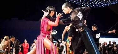 拉丁舞换装视频成人