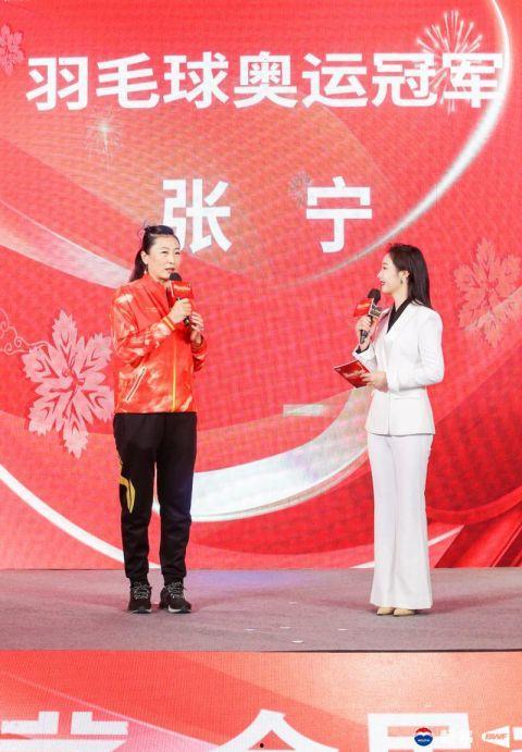 热身成人热身舞蹈视频  第1张