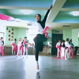 热身成人热身舞蹈视频  第3张