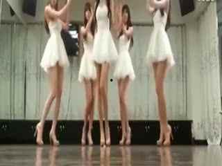 网红潮流成人舞蹈视频,解锁成人舞蹈新风尚  第3张